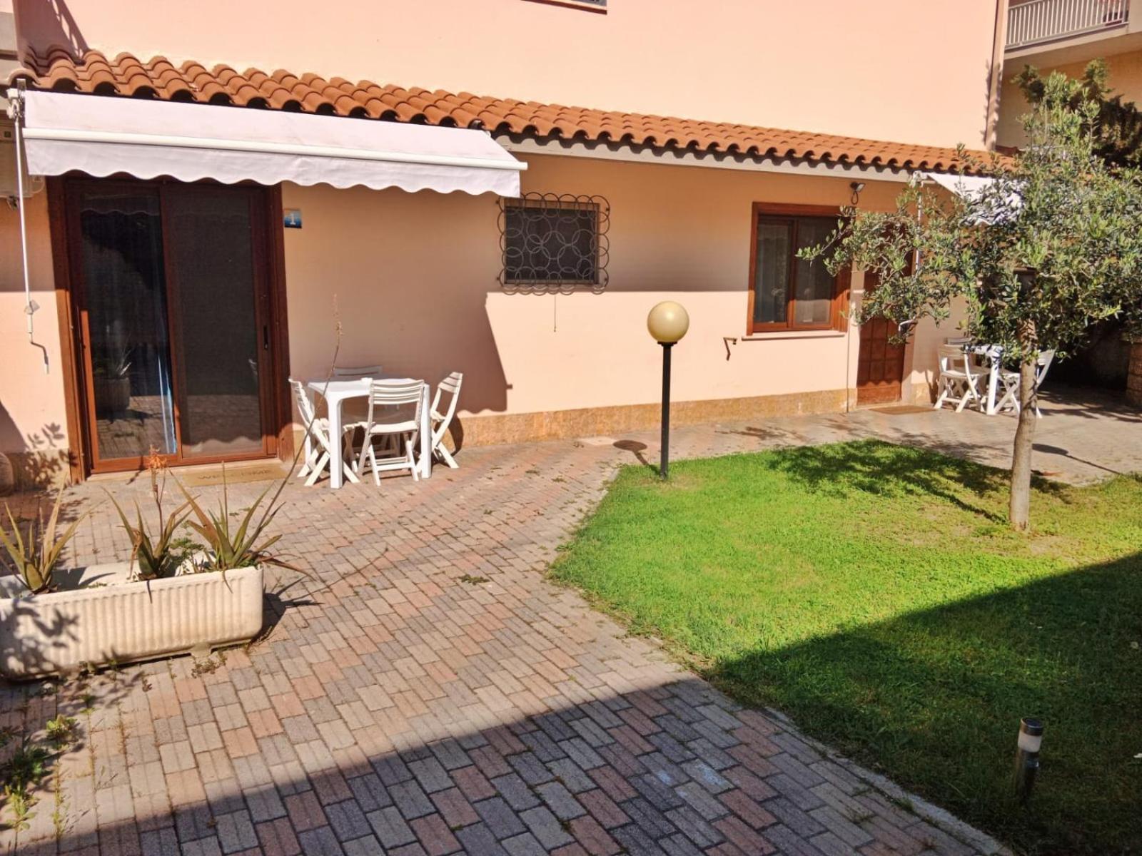 Brezza Marina Studios Montesilvano Exterior photo